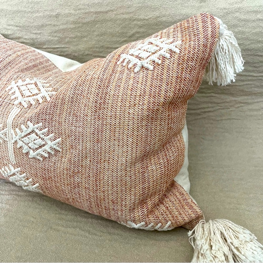 Ellen Degeneres ED x Loloi cotton cream Textured Pillow set of 2